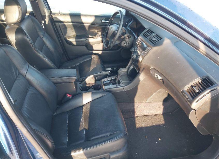 Photo 5 of 2006 Honda Accord 3.0 EX (VIN 1HGCM66556A065163)