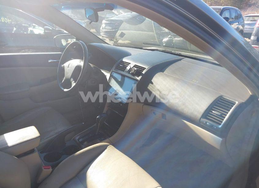 Photo 5 of 2006 Honda Accord 3.0 EX (VIN 1HGCM66556A075899)