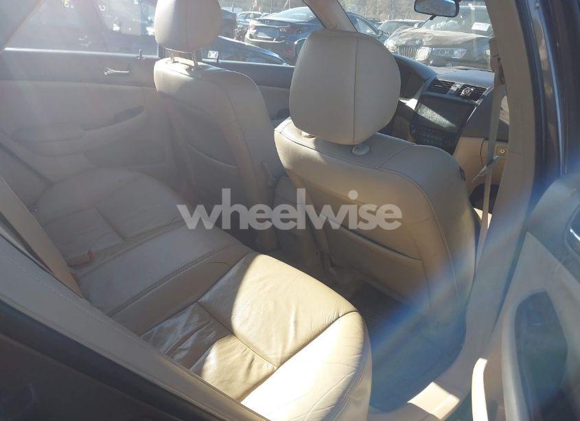 Photo 8 of 2006 Honda Accord 3.0 EX (VIN 1HGCM66556A075899)