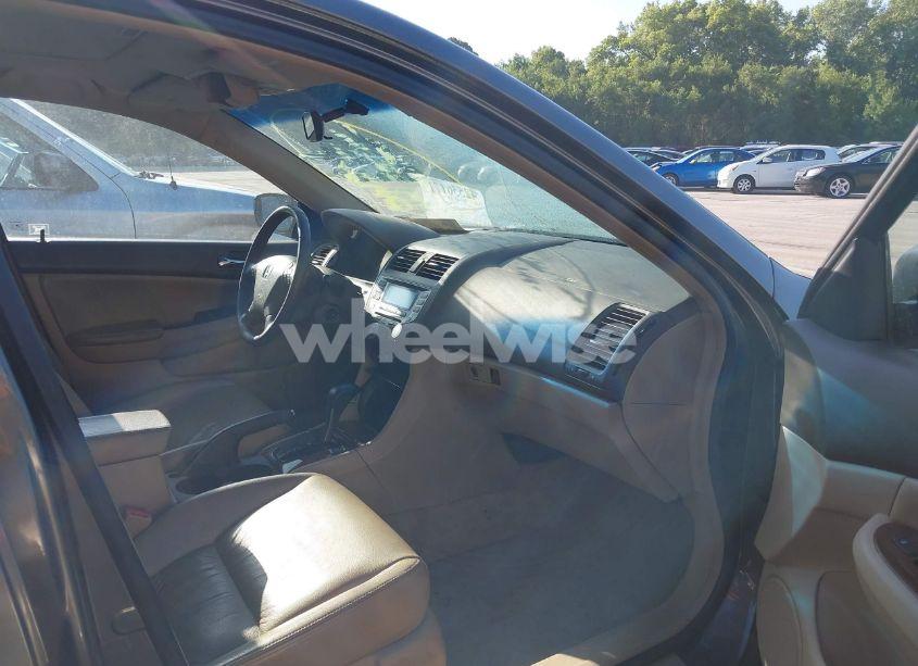 Photo 5 of 2007 Honda Accord 3.0 EX (VIN 1HGCM66557A000055)