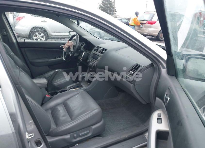 Photo 5 of 2007 Honda Accord 3.0 EX (VIN 1HGCM66557A009726)