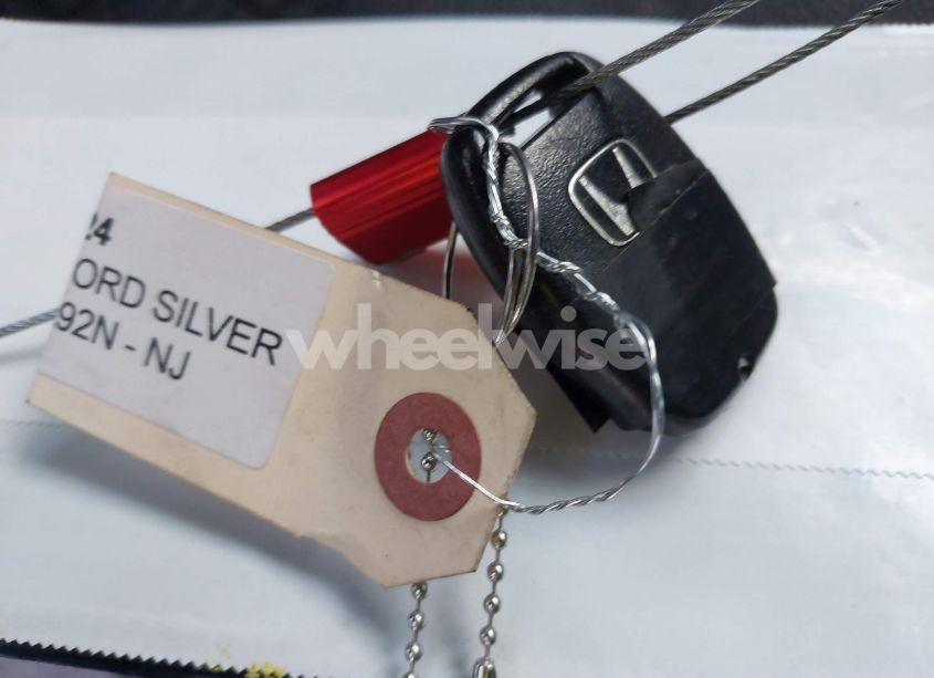 Photo 11 of 2007 Honda Accord 3.0 EX (VIN 1HGCM66557A013677)