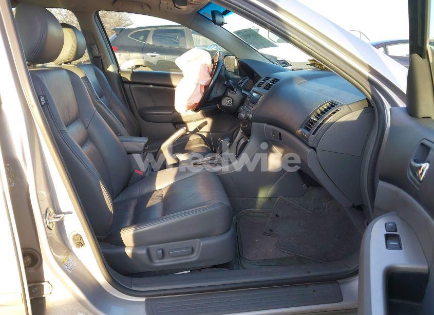 Photo 5 of 2007 Honda Accord 3.0 EX (VIN 1HGCM66557A013677)