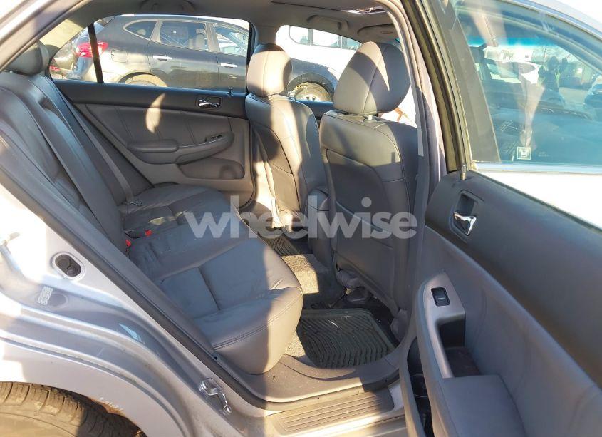 Photo 8 of 2007 Honda Accord 3.0 EX (VIN 1HGCM66557A013677)