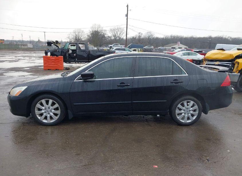 Photo 14 of 2007 Honda Accord 3.0 EX (VIN 1HGCM66557A030608)