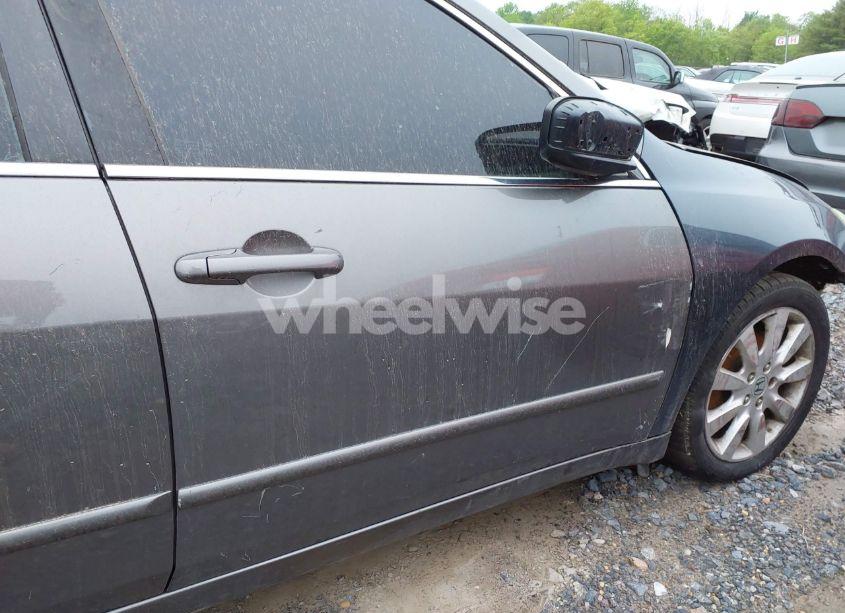 Photo 13 of 2007 Honda Accord 3.0 EX (VIN 1HGCM66557A064158)