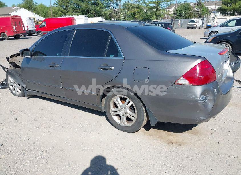 Photo 3 of 2007 Honda Accord 3.0 EX (VIN 1HGCM66557A064158)