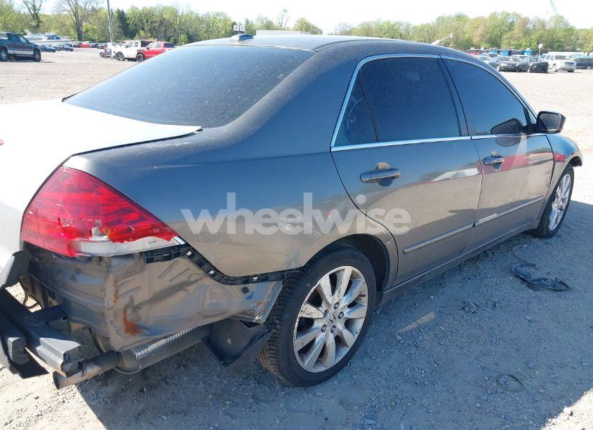 Photo 4 of 2007 Honda Accord 3.0 EX (VIN 1HGCM66557A064158)