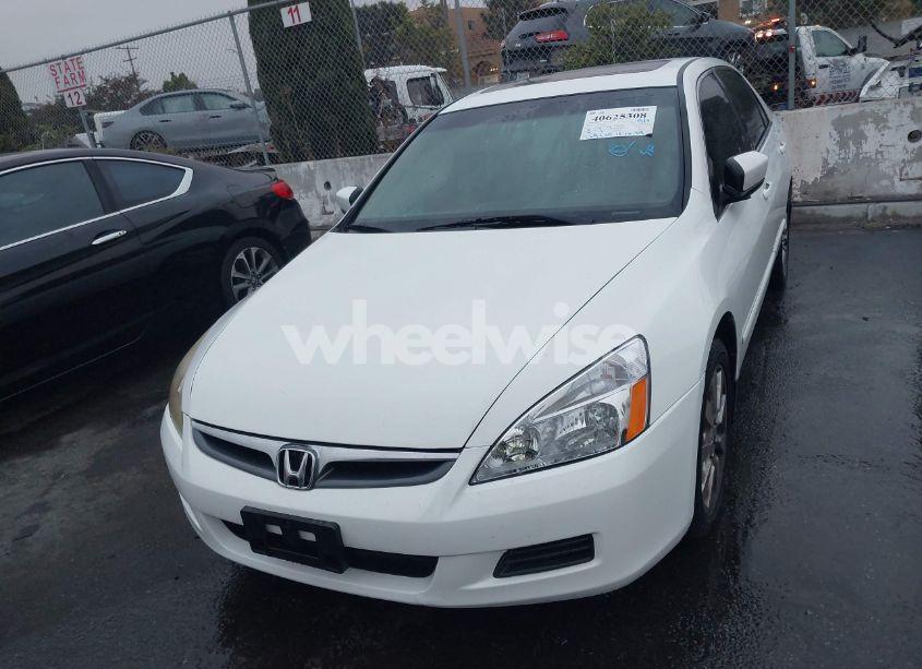 Photo 12 of 2007 Honda Accord 3.0 EX (VIN 1HGCM66557A079761)