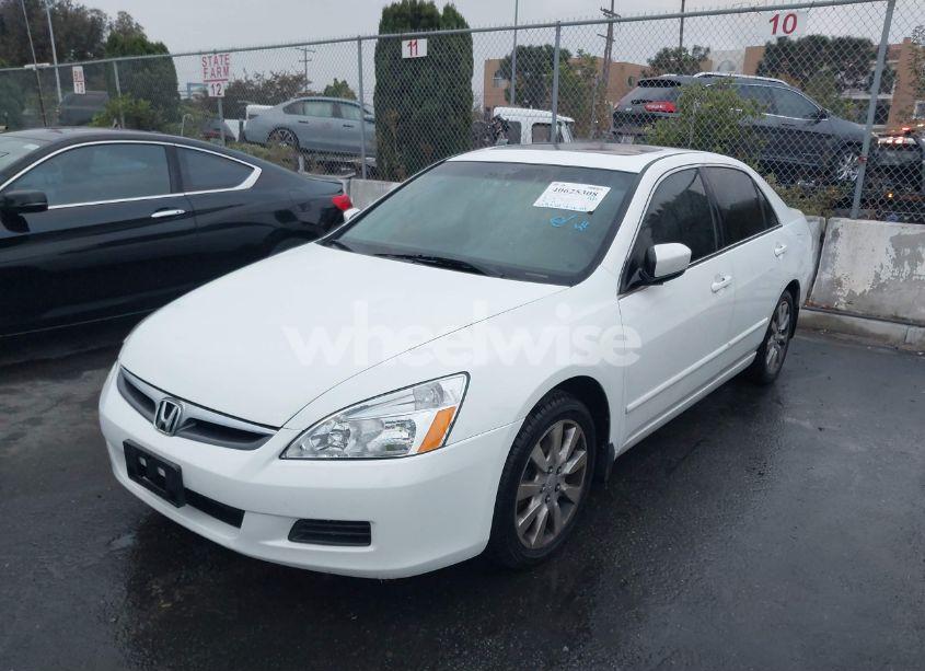 Photo 6 of 2007 Honda Accord 3.0 EX (VIN 1HGCM66557A079761)