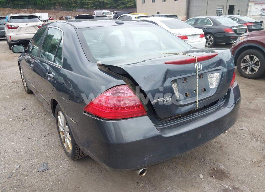 Photo 3 of 2007 Honda Accord 3.0 EX (VIN 1HGCM66557A093496)