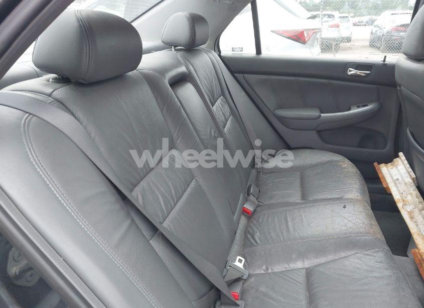 Photo 8 of 2007 Honda Accord 3.0 EX (VIN 1HGCM66557A093496)