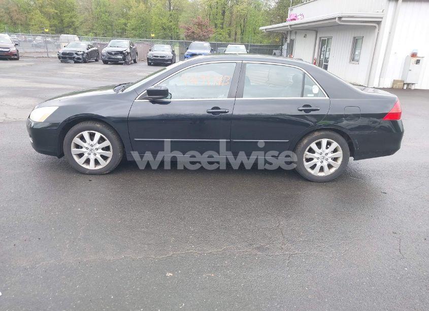 Photo 14 of 2007 Honda Accord 3.0 EX (VIN 1HGCM66557A101323)