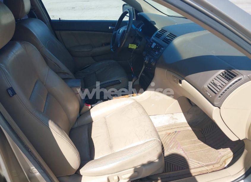 Photo 5 of 2003 Honda Accord 3.0 EX (VIN 1HGCM66563A002200)