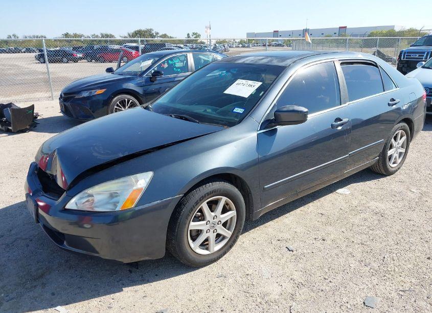 Photo 2 of 2003 Honda Accord 3.0 EX (VIN 1HGCM66563A019336)