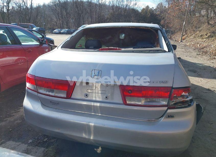 Photo 16 of 2003 Honda Accord 3.0 EX (VIN 1HGCM66563A053826)