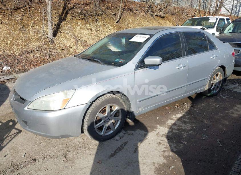 Photo 2 of 2003 Honda Accord 3.0 EX (VIN 1HGCM66563A053826)