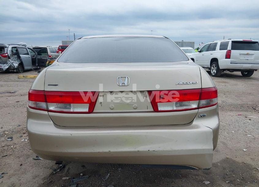 Photo 17 of 2003 Honda Accord 3.0 EX (VIN 1HGCM66563A103477)