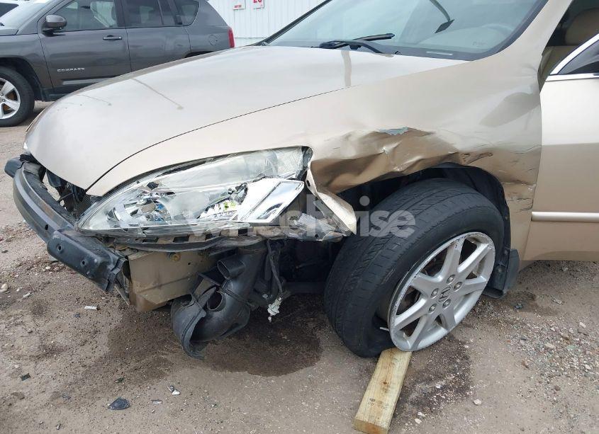 Photo 6 of 2003 Honda Accord 3.0 EX (VIN 1HGCM66563A103477)