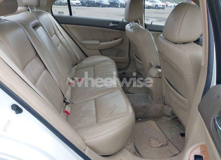 Photo 8 of 2004 Honda Accord 3.0 EX (VIN 1HGCM66564A017331)