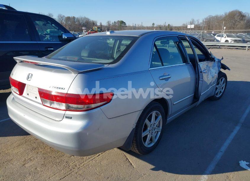 Photo 4 of 2004 Honda Accord 3.0 EX (VIN 1HGCM66564A038437)