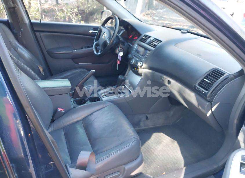 Photo 5 of 2004 Honda Accord 3.0 EX (VIN 1HGCM66564A044092)