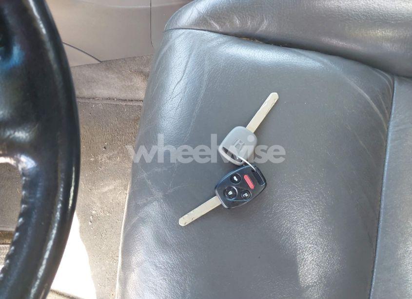 Photo 11 of 2004 Honda Accord 3.0 EX (VIN 1HGCM66564A067887)