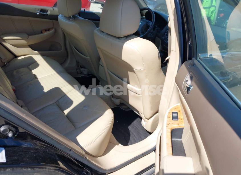 Photo 8 of 2004 Honda Accord 3.0 EX (VIN 1HGCM66564A081840)