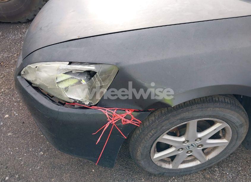 Photo 6 of 2004 Honda Accord 3.0 EX (VIN 1HGCM66564A104372)