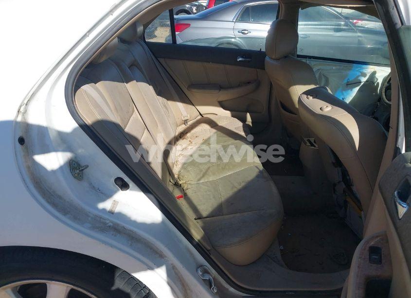 Photo 8 of 2005 Honda Accord 3.0 EX (VIN 1HGCM66565A000515)