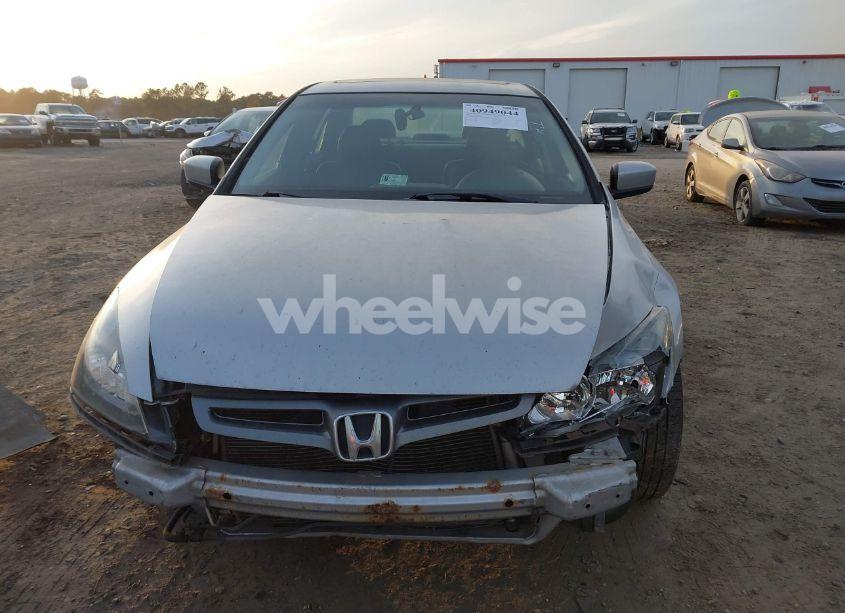 Photo 13 of 2005 Honda Accord 3.0 EX (VIN 1HGCM66565A009523)