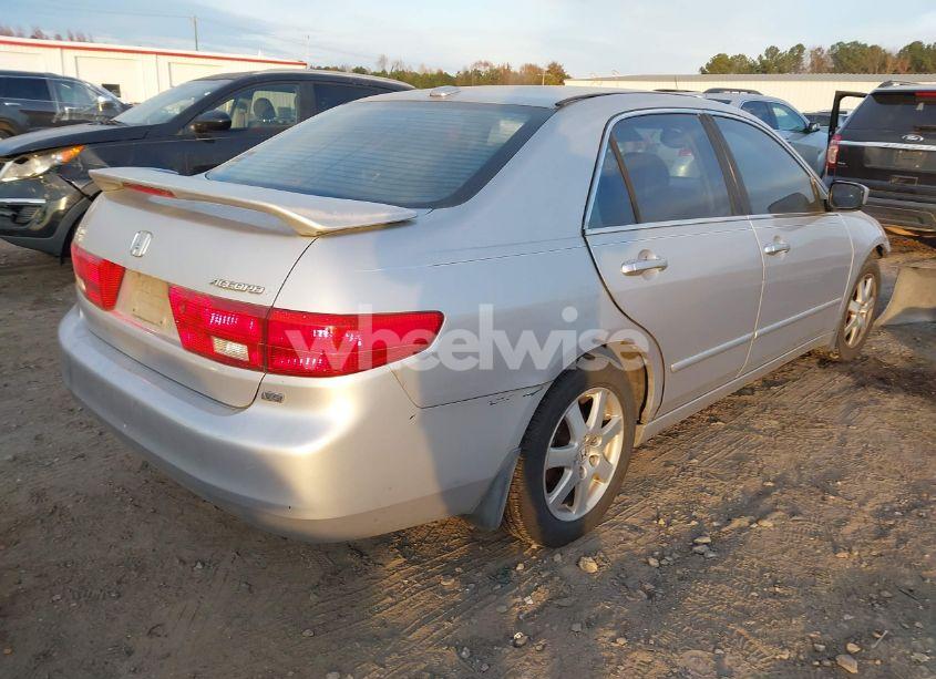 Photo 4 of 2005 Honda Accord 3.0 EX (VIN 1HGCM66565A009523)