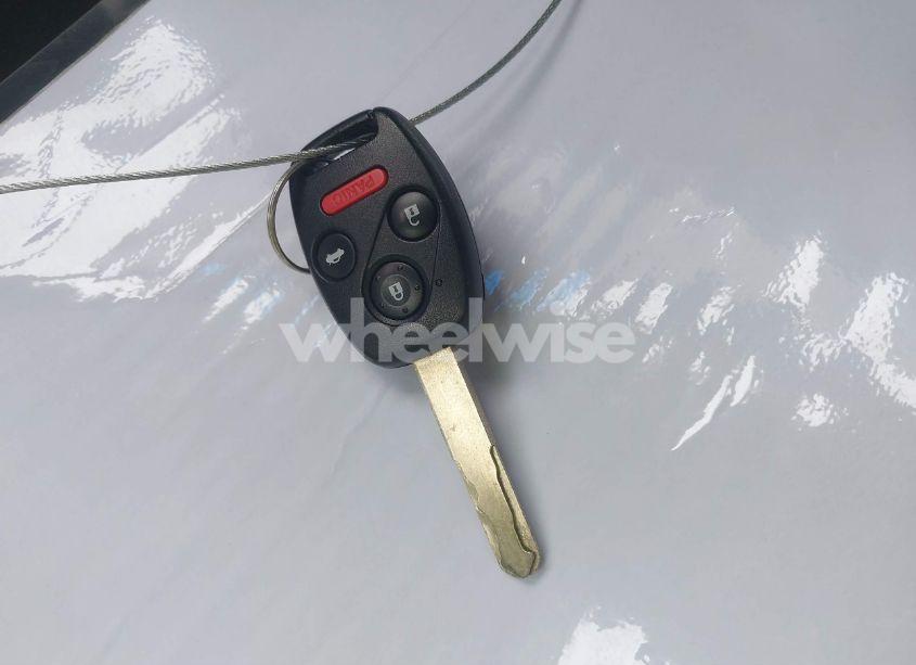 Photo 11 of 2005 Honda Accord 3.0 EX (VIN 1HGCM66565A045096)