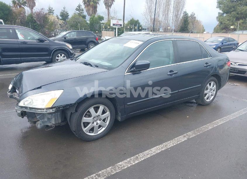 Photo 2 of 2005 Honda Accord 3.0 EX (VIN 1HGCM66565A045096)