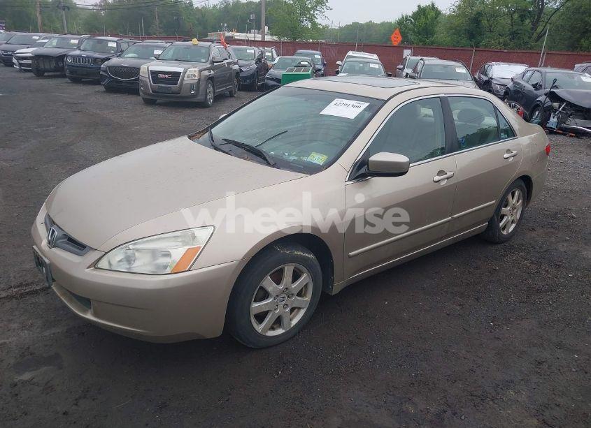 Photo 2 of 2005 Honda Accord 3.0 EX (VIN 1HGCM66565A056566)