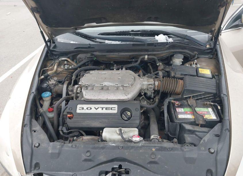 Photo 10 of 2005 Honda Accord 3.0 EX (VIN 1HGCM66565A080138)