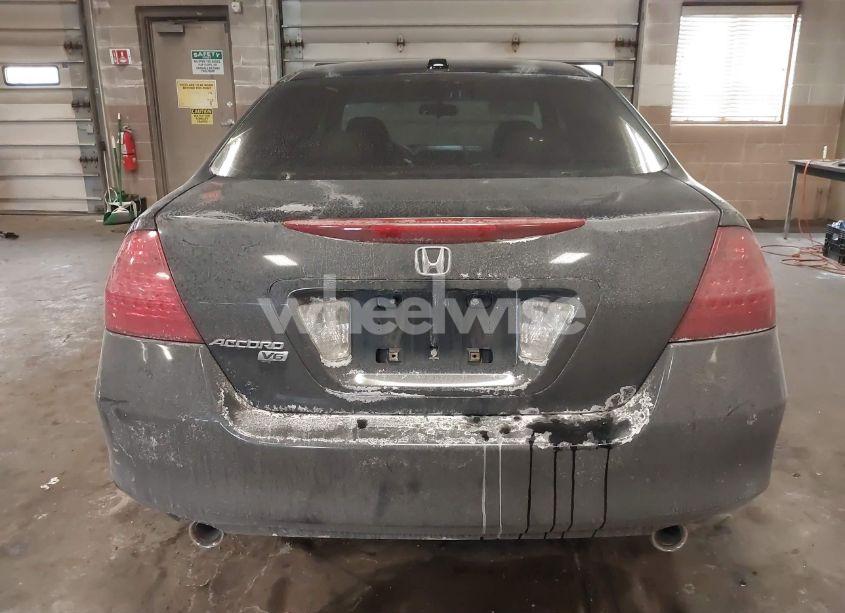 Photo 16 of 2006 Honda Accord 3.0 EX (VIN 1HGCM66566A011340)