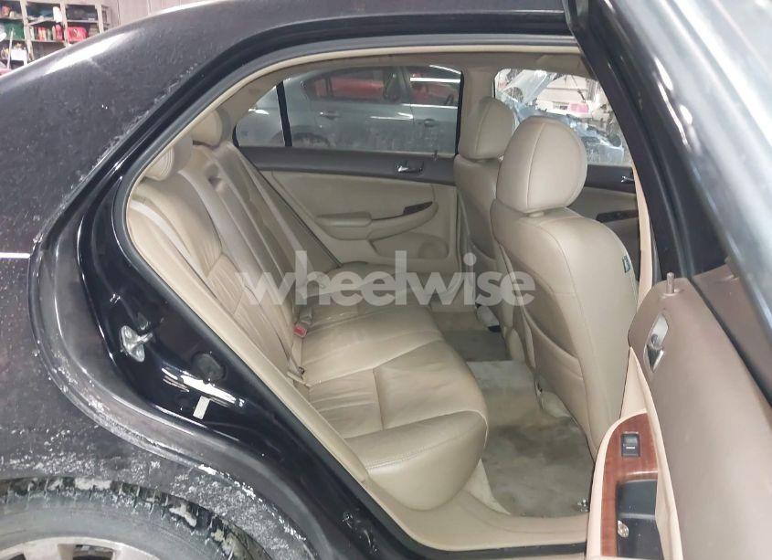 Photo 8 of 2006 Honda Accord 3.0 EX (VIN 1HGCM66566A011340)