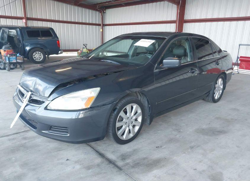 Photo 2 of 2006 Honda Accord 3.0 EX (VIN 1HGCM66566A033662)