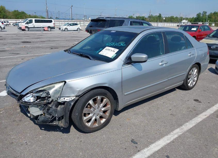 Photo 6 of 2006 Honda Accord 3.0 EX (VIN 1HGCM66566A048775)
