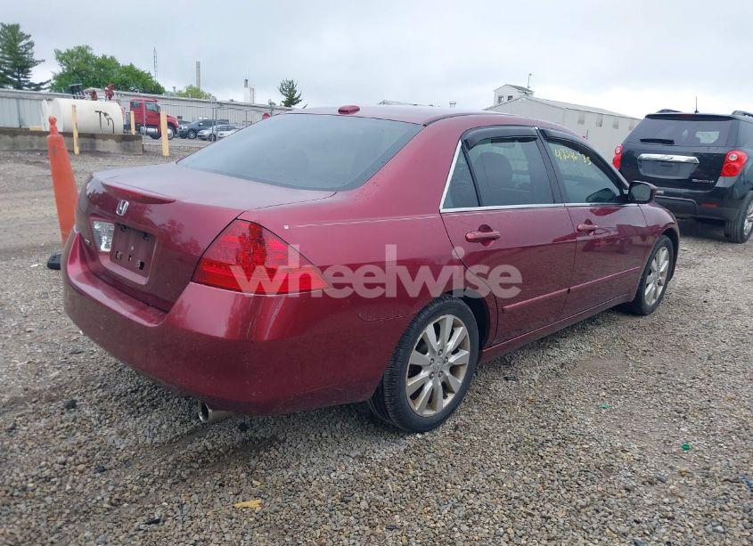Photo 4 of 2006 Honda Accord 3.0 EX (VIN 1HGCM66566A052731)