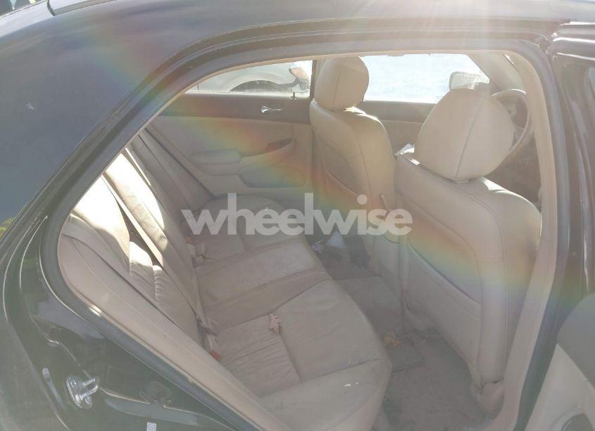 Photo 8 of 2006 Honda Accord 3.0 EX (VIN 1HGCM66566A066662)