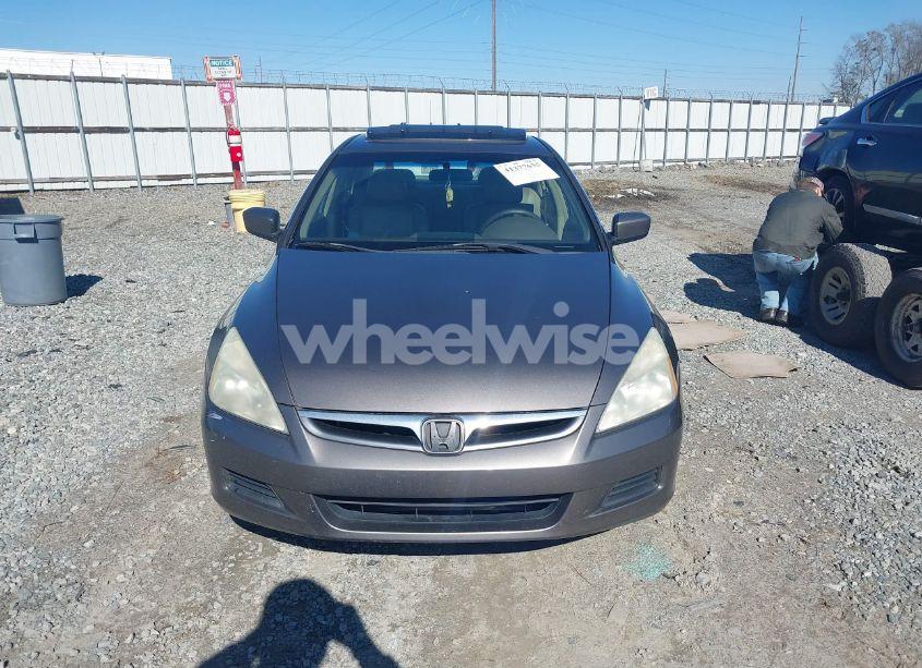 Photo 12 of 2006 Honda Accord 3.0 EX (VIN 1HGCM66566A070419)