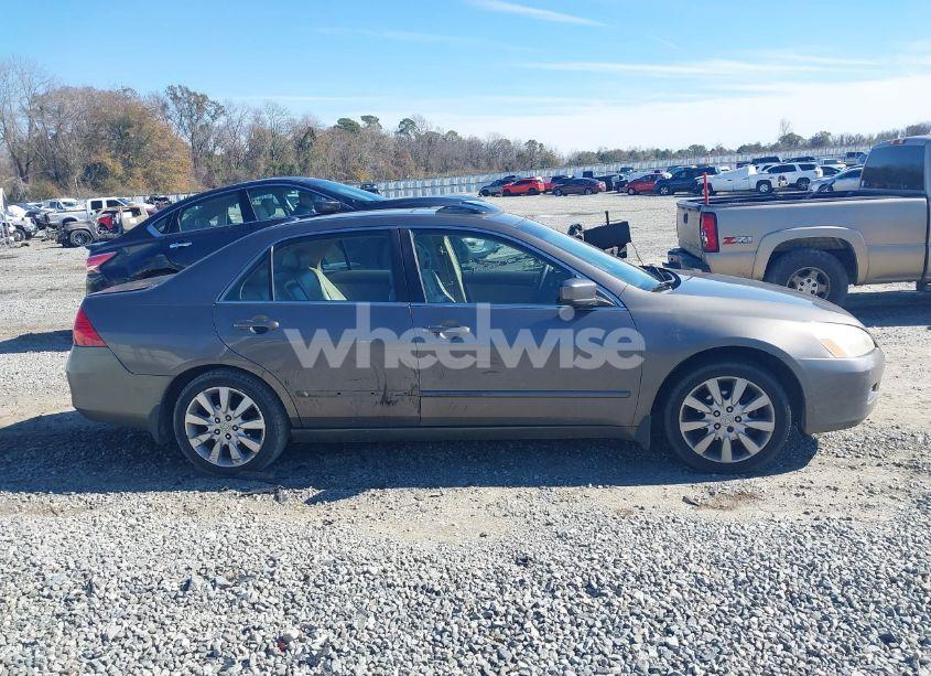 Photo 13 of 2006 Honda Accord 3.0 EX (VIN 1HGCM66566A070419)