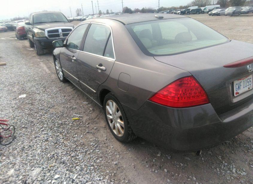 Photo 3 of 2006 Honda Accord 3.0 EX (VIN 1HGCM66566A073465)