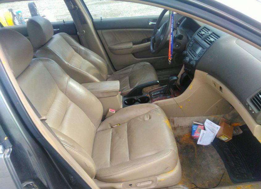 Photo 5 of 2006 Honda Accord 3.0 EX (VIN 1HGCM66566A073465)