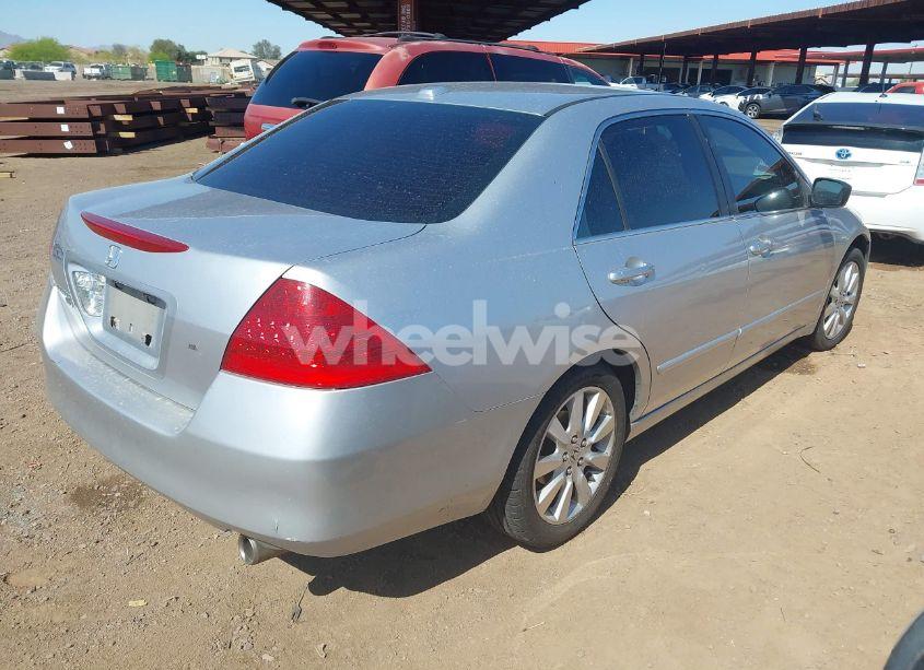 Photo 4 of 2007 Honda Accord 3.0 EX (VIN 1HGCM66567A009721)