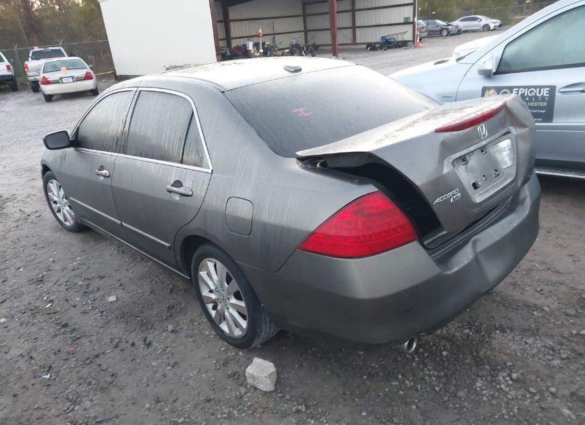 Photo 3 of 2007 Honda Accord 3.0 EX (VIN 1HGCM66567A009900)