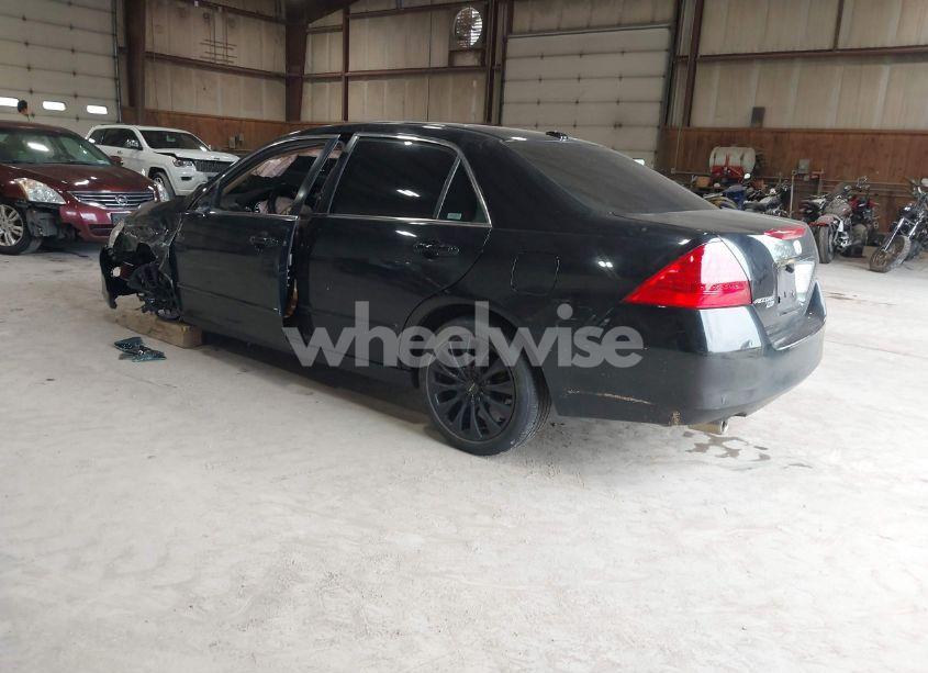 Photo 3 of 2007 Honda Accord 3.0 EX (VIN 1HGCM66567A023604)