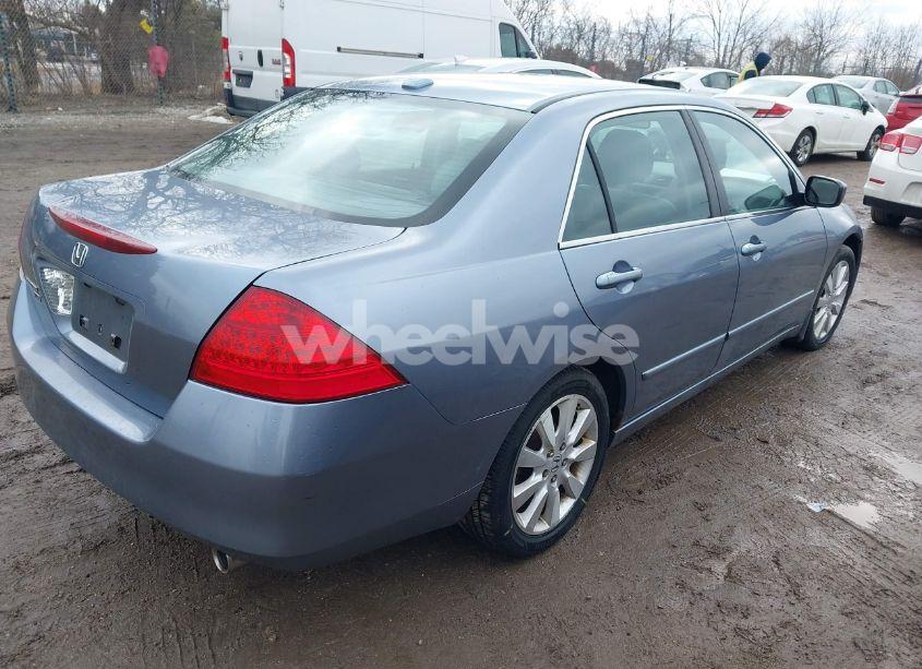 Photo 4 of 2007 Honda Accord 3.0 EX (VIN 1HGCM66567A026843)